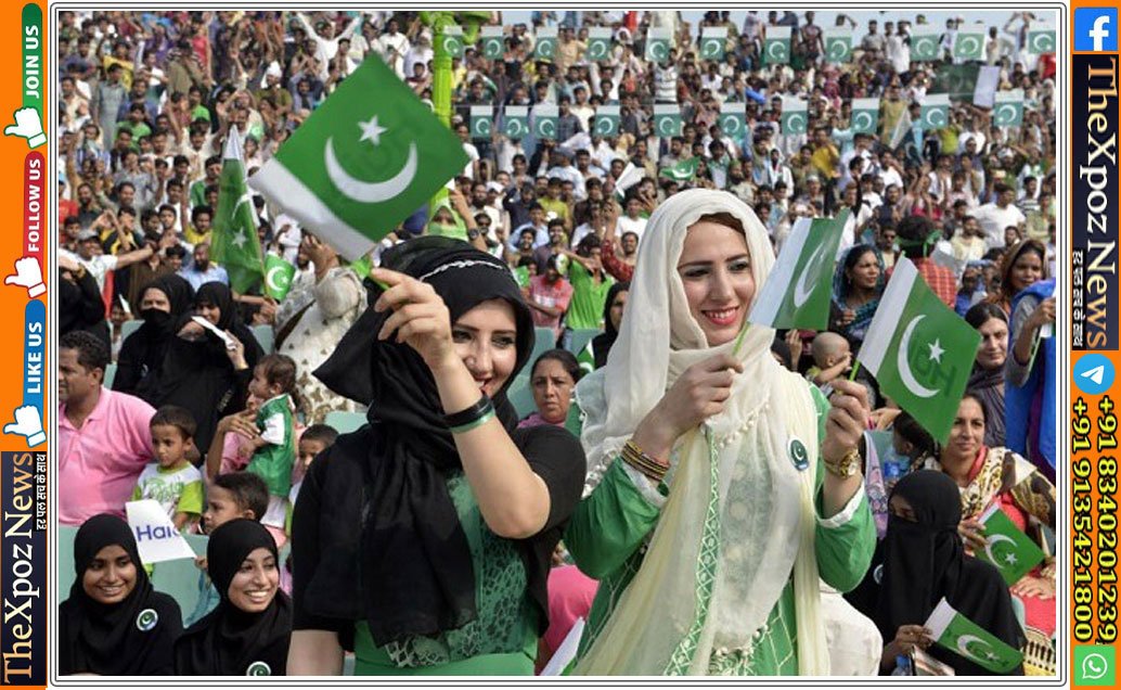 Pakistan-Independence-Day-Firing