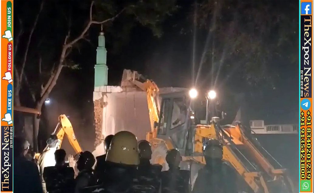 UP-Lukhnow-Mosque-Buldozer-Action